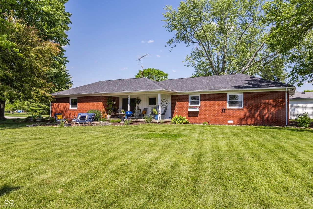 999 E Manito Trl — listing photo
