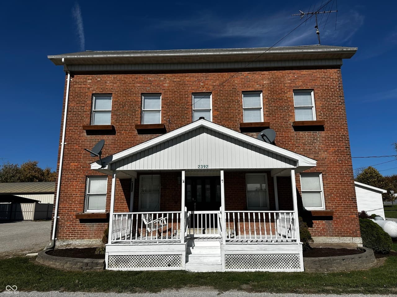 2392 E County Rd 820 S — listing photo