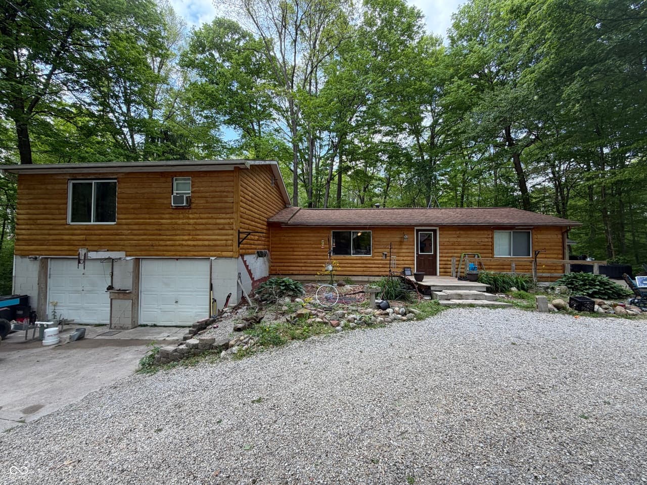 1522 N Cayuse Trl — listing photo