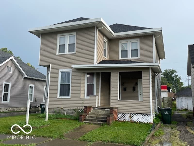 339 E Washington St — listing photo